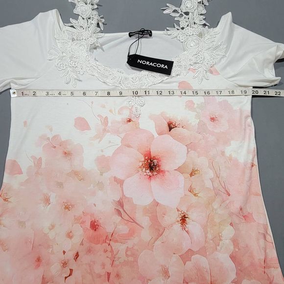 Noracora Women Shirt Size M Pink Preppy Lace Dainty Floral Classic Short Sleeves - Picture 3 of 8
